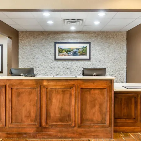 Comfort Inn Dekalb - University Area-3