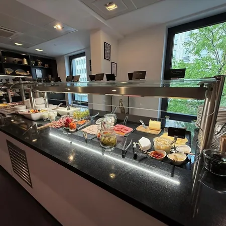 Park Inn By Radisson Luxembourg City-3