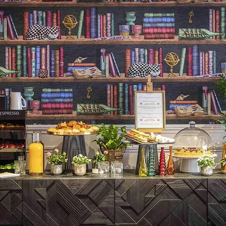 Mercure Paris Bercy Bibliotheque-2