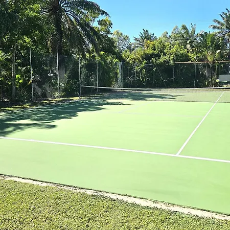 Mango Tree Holiday Apartments-2