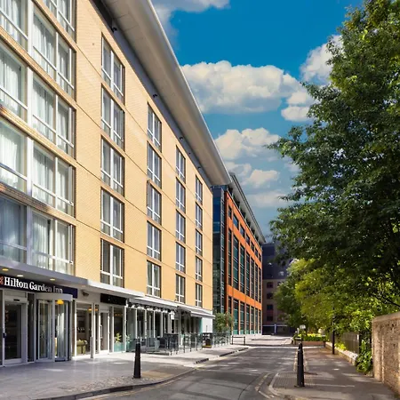 Hilton Garden Inn Bristol City Centre-3