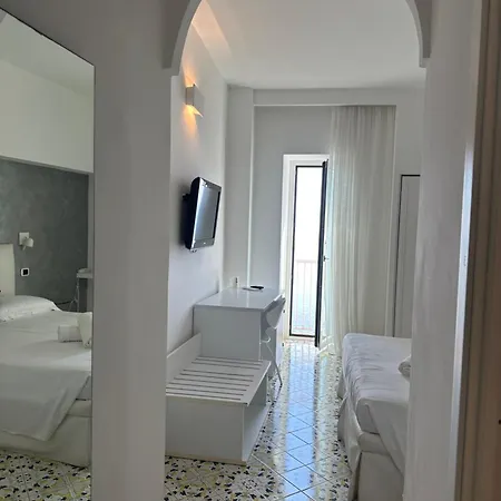 Hotel Villa Felice Relais-3