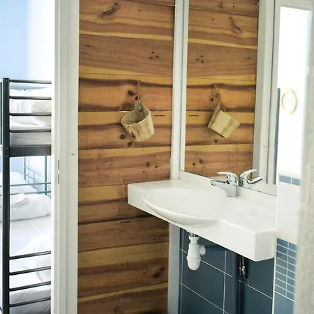 Single Fin Hotel & Lodge-3