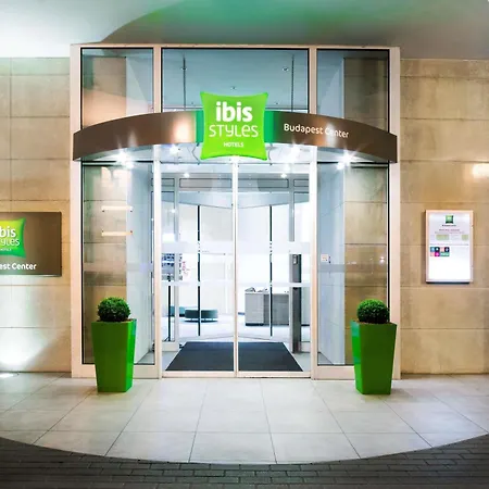 Ibis Styles Budapest Center-3