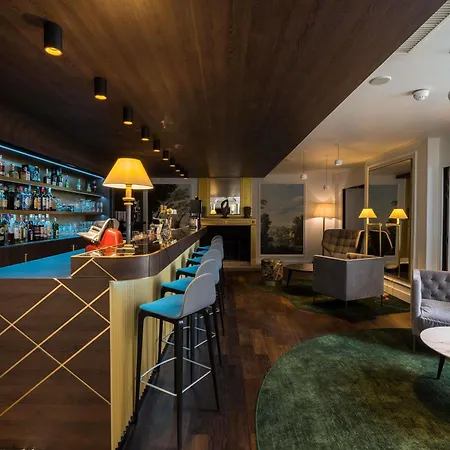 Aigle Noir Hotel Fontainebleau - Mgallery Collection-3