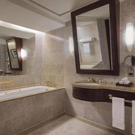 Al Husn Hotel Muscat - Managed By Hilton (Adults Only)-2