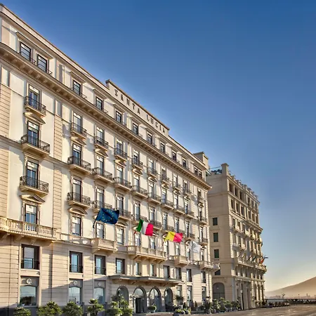 Grand Hotel Santa Lucia-3