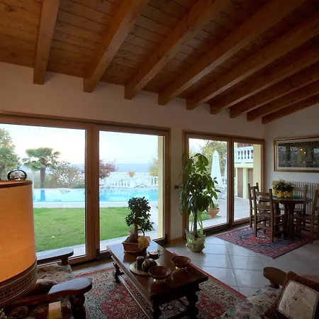 La Casa Sul Fiume-2