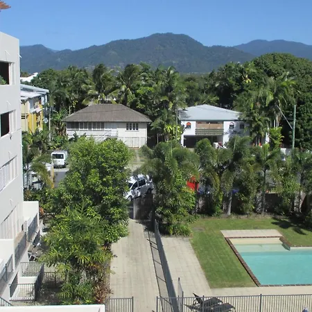 Edge Apartments Cairns-2