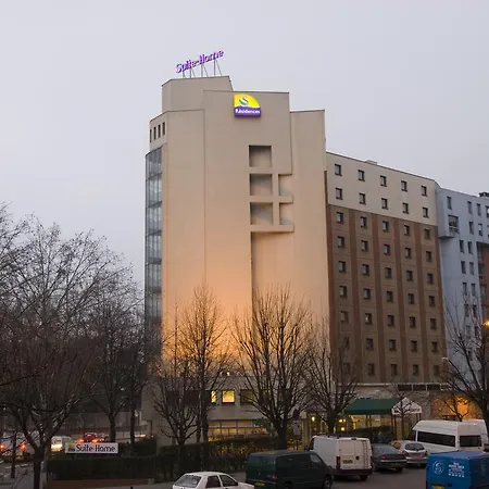 Canal Suites By Popinns-2