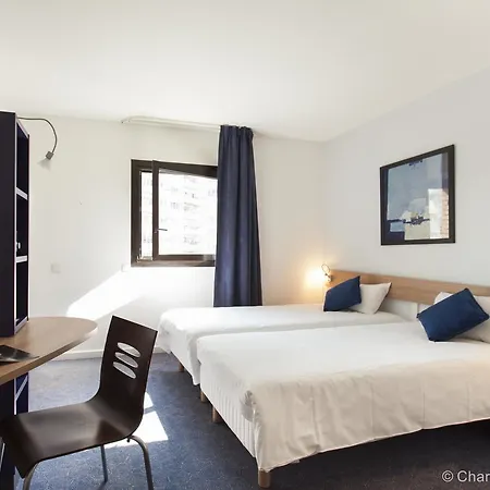 Canal Suites By Popinns-3