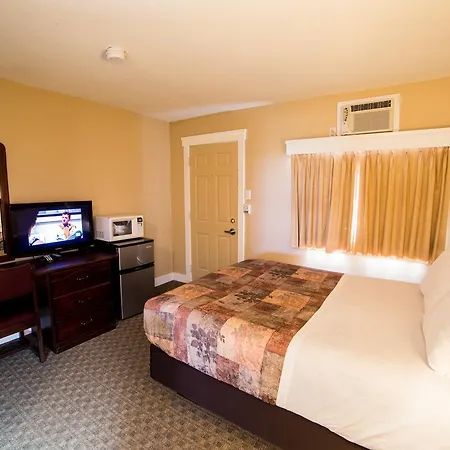 Midway Motel-2