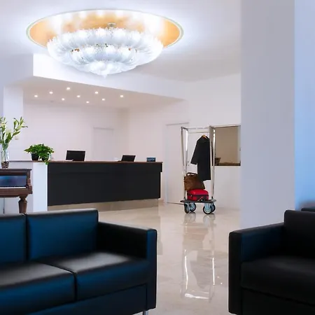Cdh Hotel Modena-3