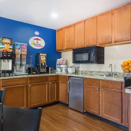Baymont Inn And Suites By Wyndham Platteville-2