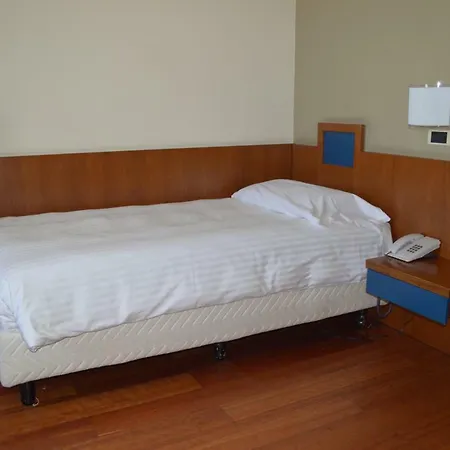 City Hotel-2