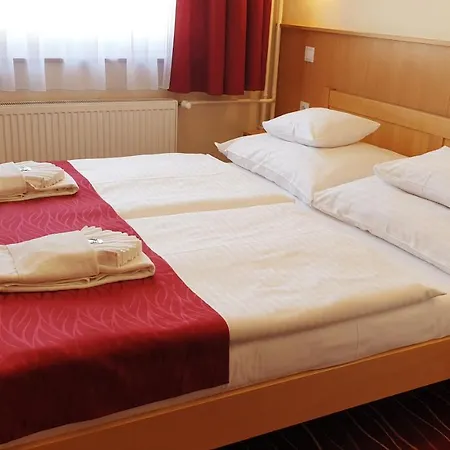Diana Club Hotel-3