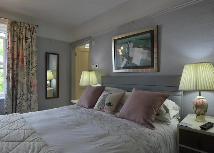 Kentwood Guest House