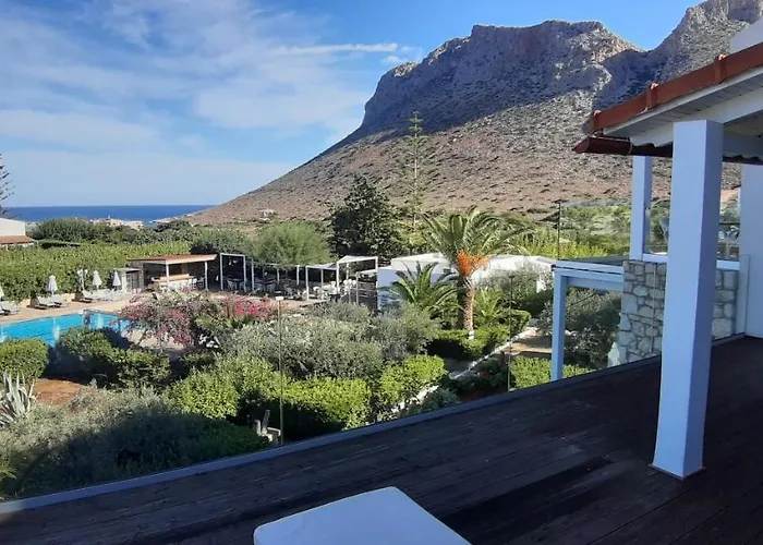 Artemis Village Apartments & Studios Stavrós