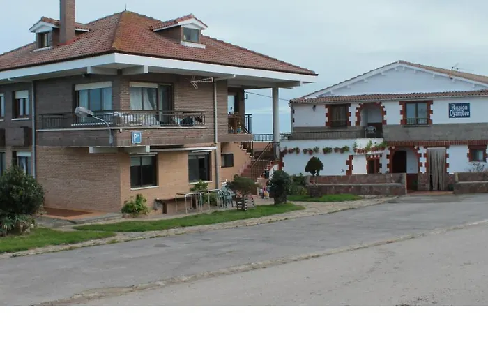 Pension Oyambre Cantabria