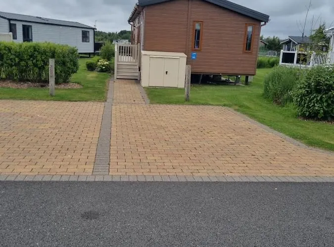 Pemberton Arrondale Lodge, Lakeside View