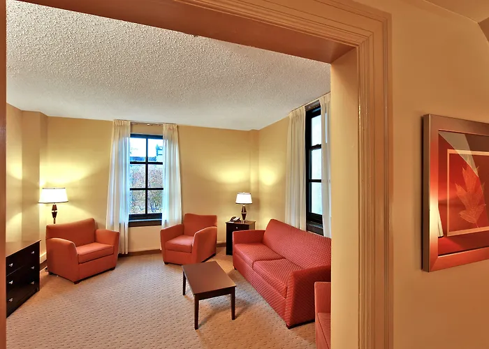 Holiday Inn Express Baltimore-Downtown