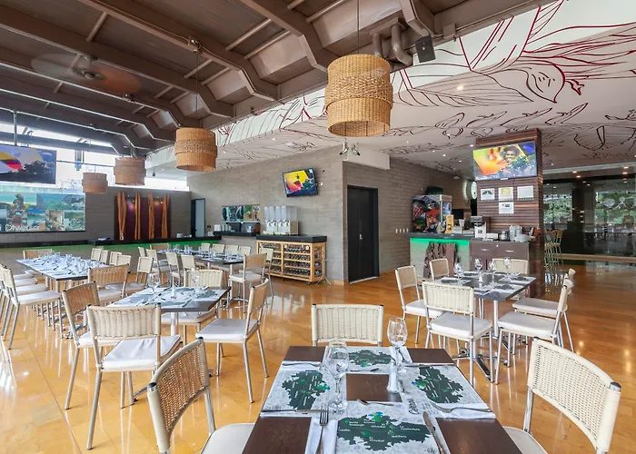 Diez Hotel Categoria Colombia Medellin
