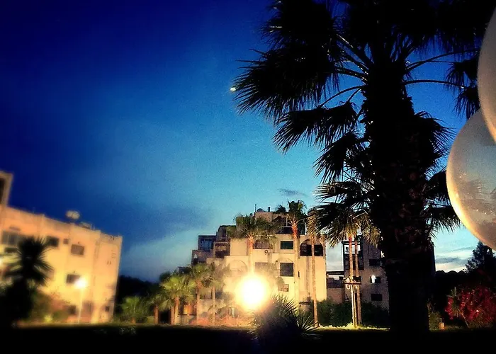 Blue Crane Hotel Apts