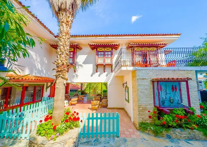 Zehra Tatil Koeyue