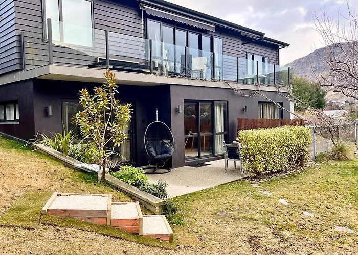 Garden Of Eden Hotel Queenstown