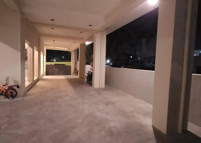 Elite Residency Hotel Palni