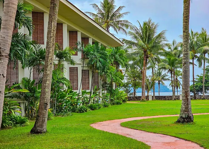 The Nouveau Chumphon Beach Resort And Golf