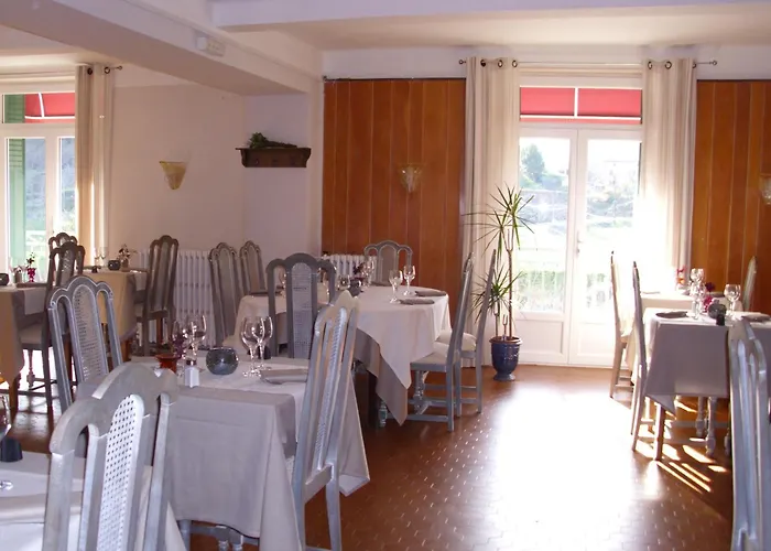 Logis Hotel Restaurant La Corniche Des Cevennes Saint-Jean-du-Gard