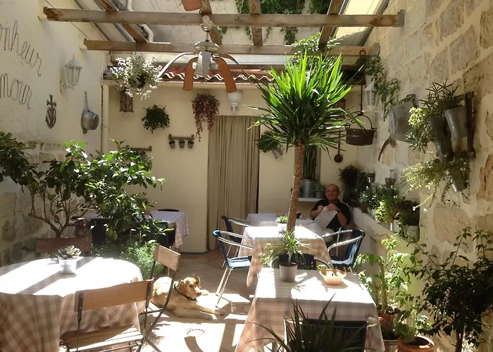 Hôtel Restaurant Le Provençal