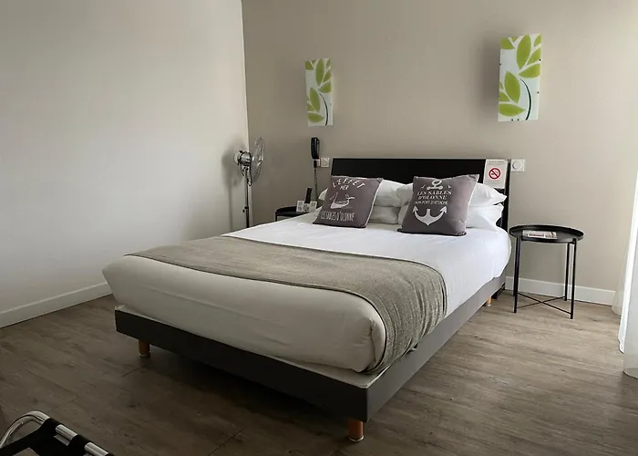 Cit'Hotel Logis Le Chene Vert Les Sables-dʼOlonne