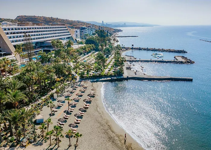 Amathus Residences