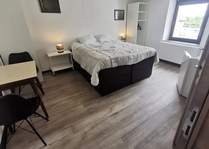 Chez Phil Hotel Robertville