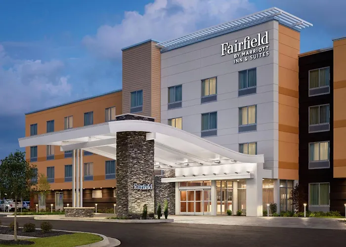 Fairfield Inn & Suites Shawnee