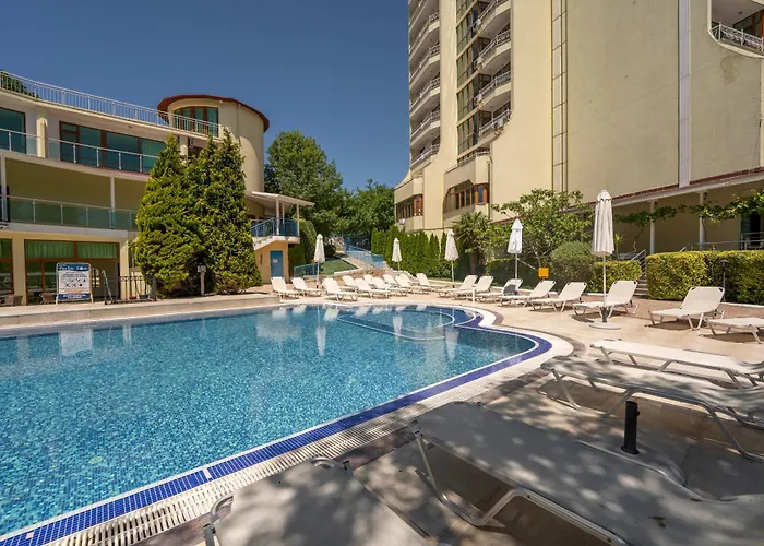 Perla Sun Beach Hotel