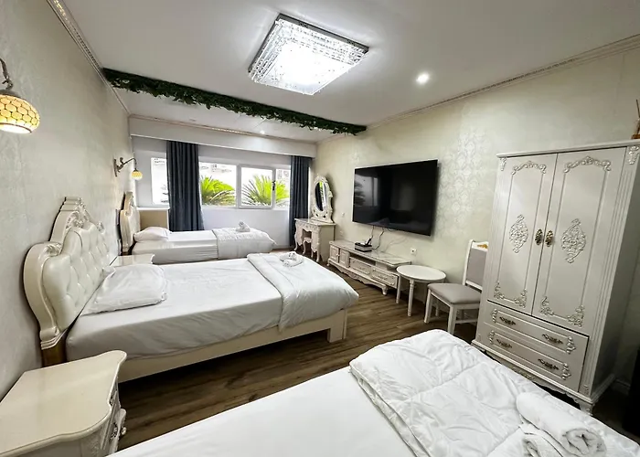 Hotel Aviacion Manises