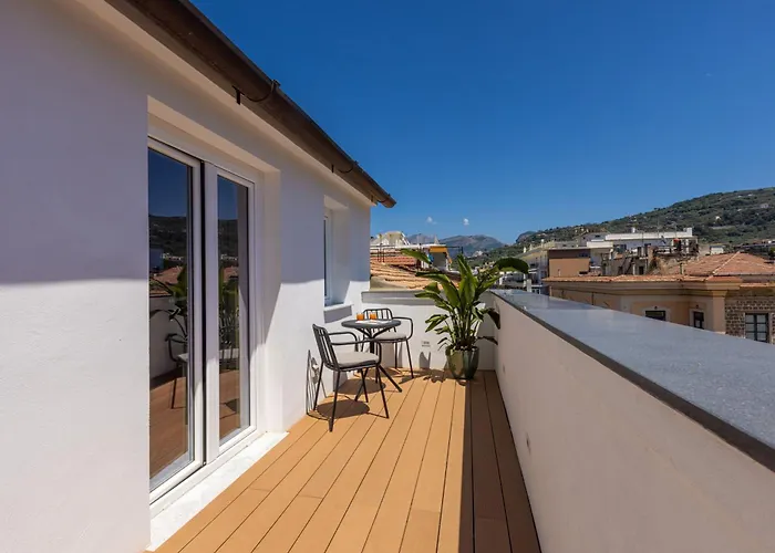 Boutique Suites 186