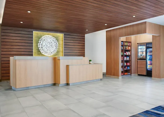 Fairfield Inn & Suites Shawnee