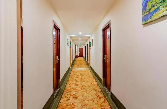 Greentree Inn Beijing Guangmingqiao Hotel