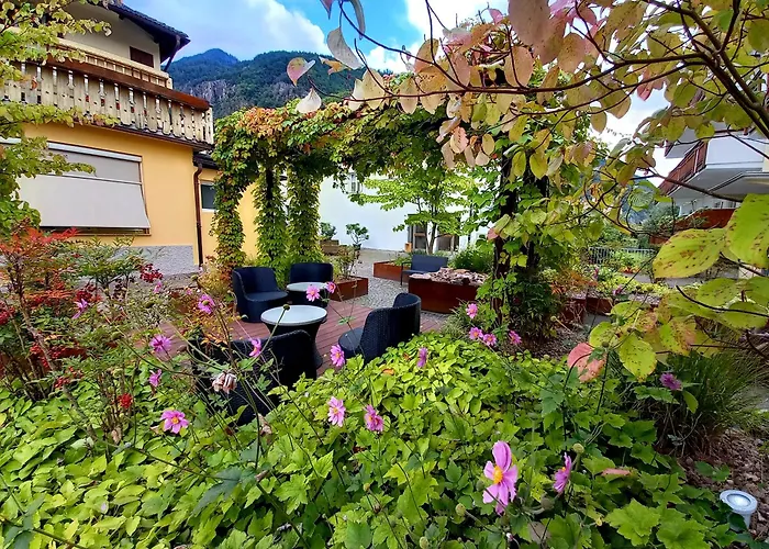 Hotel Garni Gruener Baum