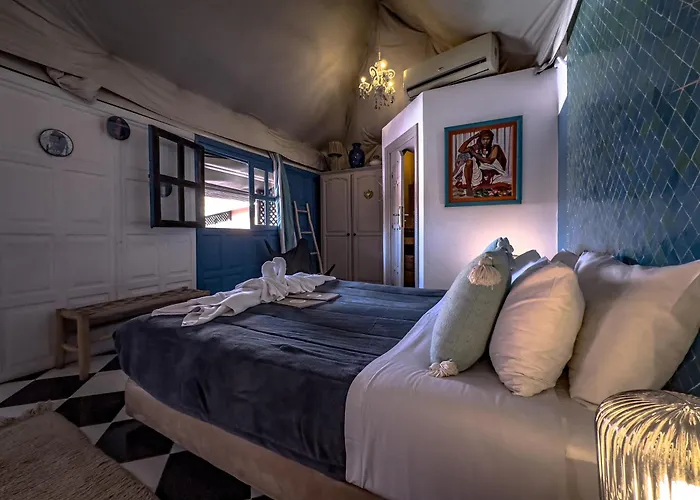 Riad Lauriers Blancs