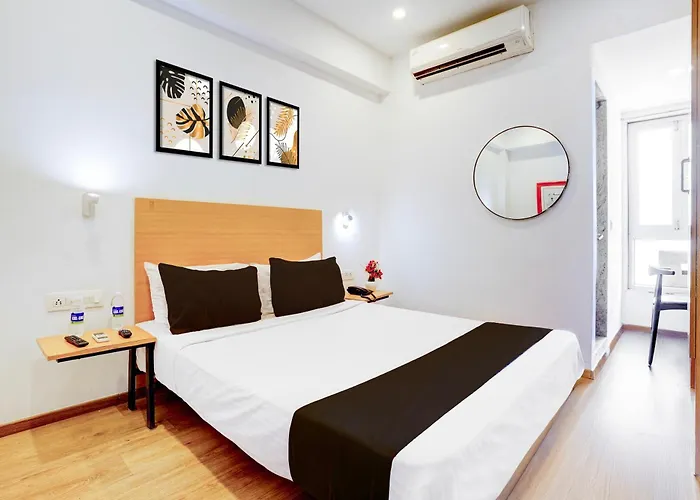 Super Townhouse Khar The Habitat
