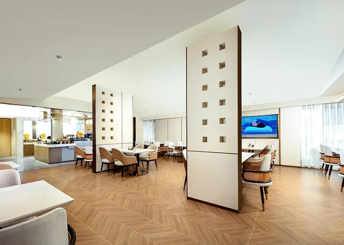 Atour Hotel Shanghai International Tourism Resort Chuansha Ancient Town