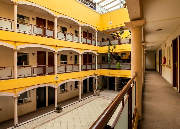 Capital O Hotel Victoria Morelia