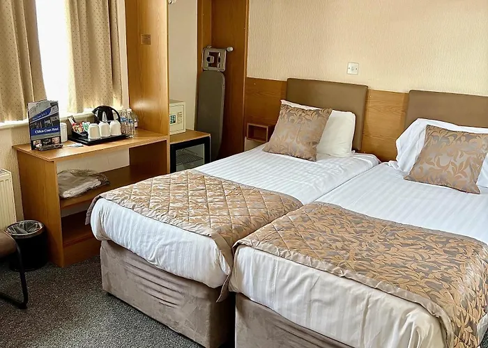 Clifton Court Hotel