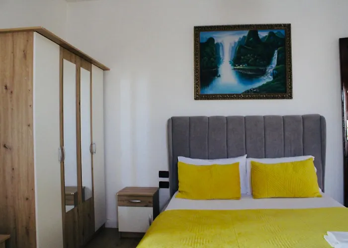 Hc Hotel & Suites