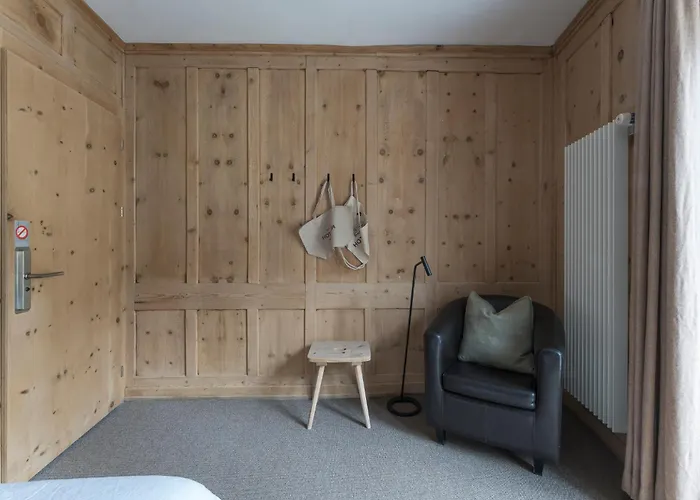 Boutique Hotel ÜJA